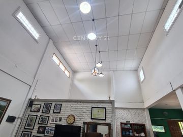 Dijual Rumah Dalam Komplek Harga Menarik Di Serua Ciputat