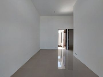 Rumah Modern 300 Jutaan Fasilitas Pool Di Yogyakarta