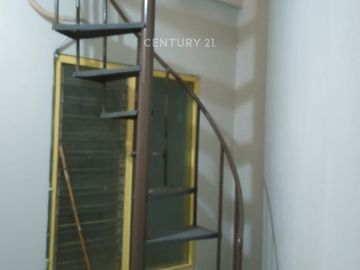 Ruko Dijual Siap Huni Lokasi Tengah Kota Cocok Untuk Semua Bisnis