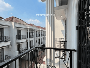 Dijual Rumah Brandnew American Classic Design Di Jagakarsa