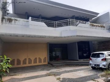Rumah Jl Embong Kenongo Hdp utara Cocok untk kantor