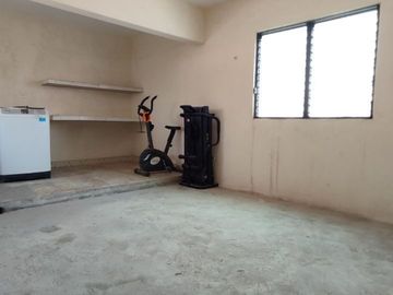 Casa en Venta en Garcia Gineres de 5 Recamaras