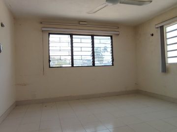 Casa en Venta en Garcia Gineres de 5 Recamaras