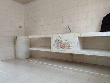 Casa en Venta en Garcia Gineres de 5 Recamaras