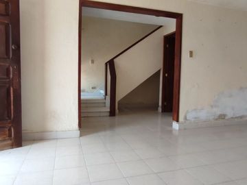 Casa en Venta en Garcia Gineres de 5 Recamaras