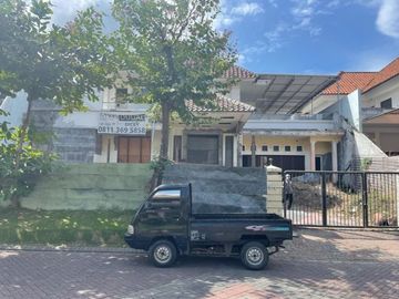 Dijual Rumah hitung tanah Graha Family , Surabaya Barat