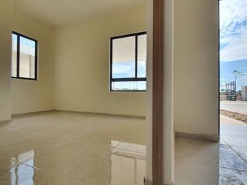 CASA EN TIXCACAL AL PONIENTE DE MÉRIDA, YUCATÁN