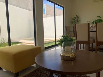CASA EN TIXCACAL AL PONIENTE DE MÉRIDA, YUCATÁN