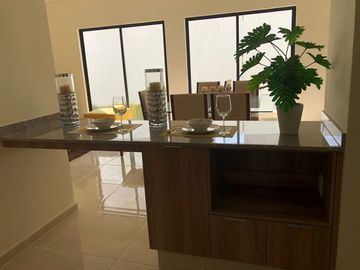CASA EN TIXCACAL AL PONIENTE DE MÉRIDA, YUCATÁN