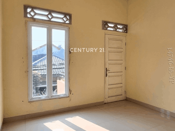 Rumah Nyaman Hook Depan Taman Dijual Di Pondok Pucung