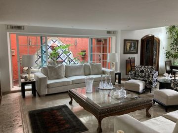 casa en arriendo/venta en riomar. Cod V100536