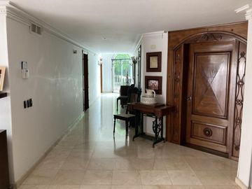 casa en arriendo/venta en riomar. Cod V100536
