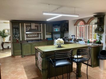 casa en arriendo/venta en riomar. Cod V100536