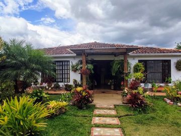 finca en venta en borrero ayerbe. Cod V15571