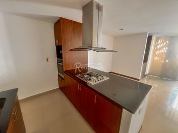 apartamento en arriendo en el poblado. Cod A777315