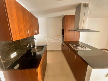 apartamento en arriendo en el poblado. Cod A777315