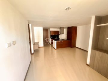 apartamento en arriendo en el poblado. Cod A777315