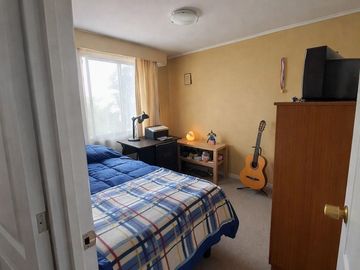 Casa en venta de 4 dorm.2 Baños Estac.Piscina. en La Florida