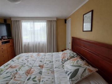 Casa en venta de 4 dorm.2 Baños Estac.Piscina. en La Florida