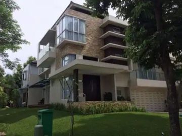 DELATINOS BSD CITY RUMAH BAGUS 3 LANTAI