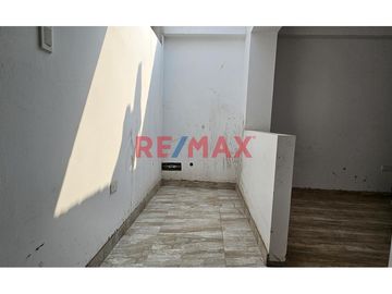 Ubicación privilegiada: Calle 13 Mz. P Lote 61, Sector A – Urb. San Antonio, Carapongo, Lurigancho Chosica

Descubre esta propiedad con una proyecci