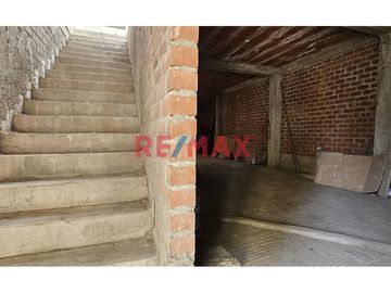 Ubicación privilegiada: Calle 13 Mz. P Lote 61, Sector A – Urb. San Antonio, Carapongo, Lurigancho Chosica

Descubre esta propiedad con una proyecci