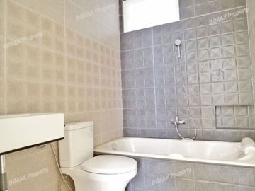 Rumah Baru 2 Lantai Luas 169 di Sulfat Agung kota Malang