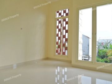 Rumah Baru 2 Lantai Luas 169 di Sulfat Agung kota Malang