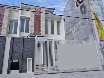 Rumah Baru 2 Lantai Luas 169 di Sulfat Agung kota Malang