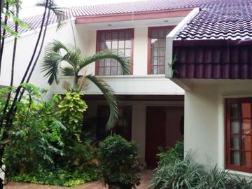 For Rent Beautiful Garden House with Swimming Pool at Kemang