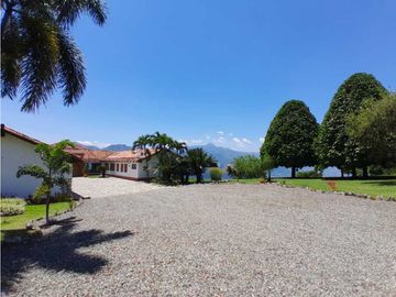 VENTA DE FINCA EN TARSO , SUROESTE DE ANTIOQUIA.