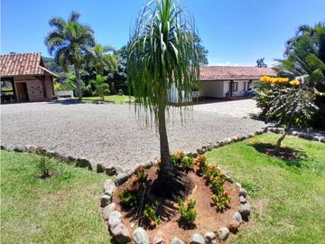 VENTA DE FINCA EN TARSO , SUROESTE DE ANTIOQUIA.