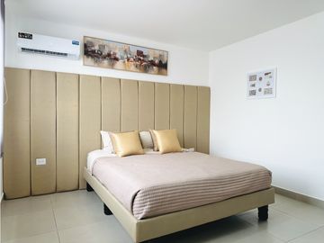 CASAS EN URB CRISTAL AZUL