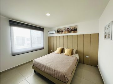 CASAS EN URB CRISTAL AZUL