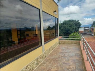 ESPECTACULAR CHALET PARA TURISMO