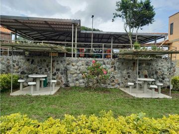 ESPECTACULAR CHALET PARA TURISMO