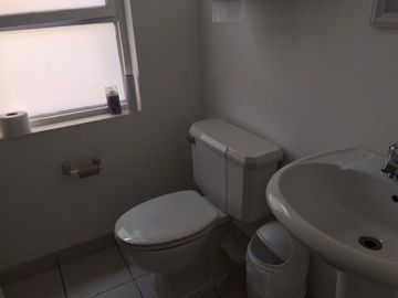 VENTA DE CASA PARA OFICINA EN SAN ISIDRO