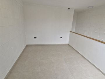 OPORTUNIDAD INVERSION 2 LOCALES COMERCIALES EN G URRUTIA/