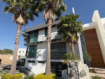 CASA EN VENTA EN COTO AL NORTE AGUASCALIENTES