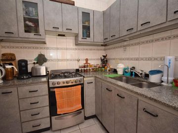 Hermosa casa sobre lote propio 5 ambientes