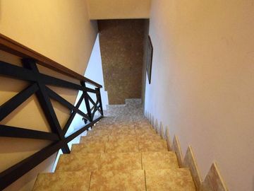 Hermosa casa sobre lote propio 5 ambientes