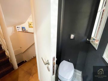ESPECTACULAR PH DE 4 AMB EN TRIPLEX EN CHACARITA, CON TERRAZA PROPIA