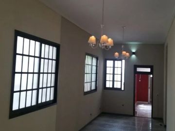 Casa en venta en Haedo Norte