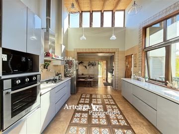 Venta casa, Cerro Mirador, Los Dominicos, Casa Remodelada,