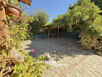 Venta casa, Cerro Mirador, Los Dominicos, Casa Remodelada,