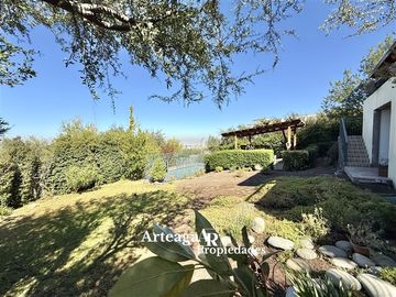 Venta casa, Cerro Mirador, Los Dominicos, Casa Remodelada,
