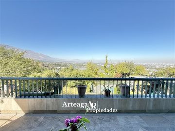 Venta casa, Cerro Mirador, Los Dominicos, Casa Remodelada,