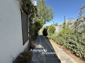Venta casa, Cerro Mirador, Los Dominicos, Casa Remodelada,