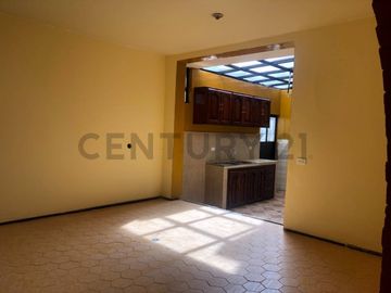 SE VENDE CASA RENTERA EN CHILLOGALLO