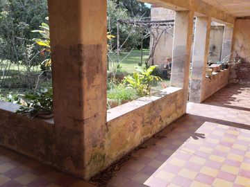 Oportunidad Casa + Galpón y Sup. terreno de 2000 m2 en Gob. Etchevehere